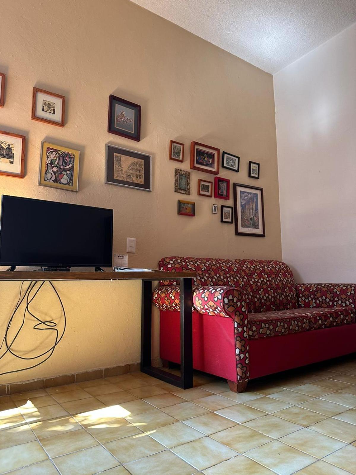 Casa Alvarada 3*