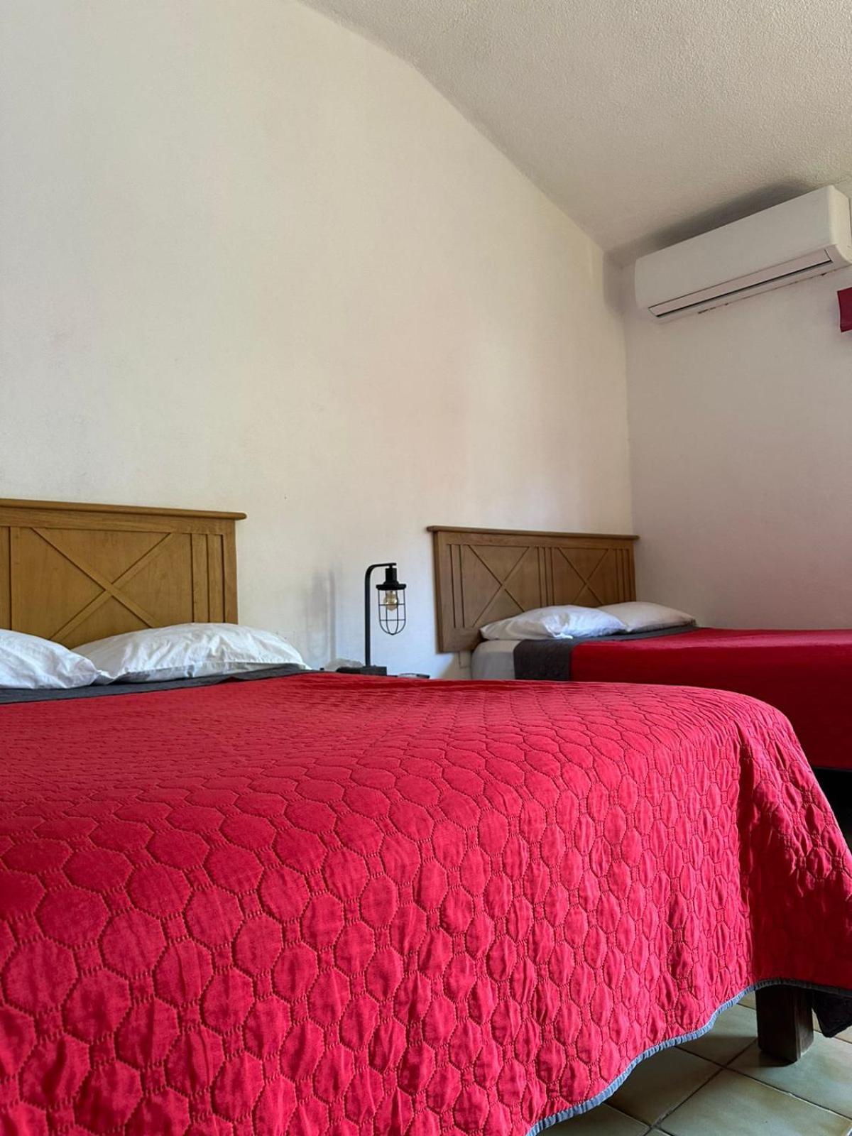 Casa Alvarada 3*