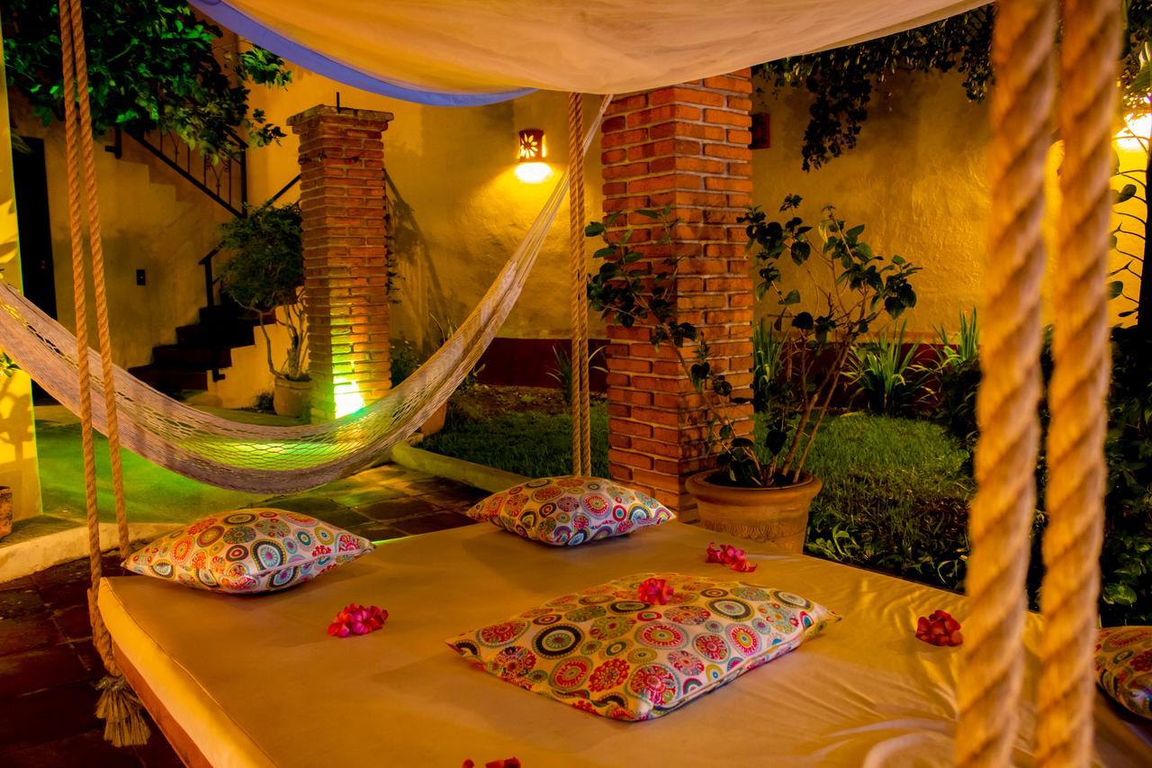 Casa Alvarada 3*